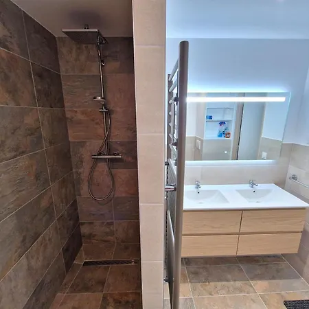Cosy 6/8 Pers, Valfrejus, Pres Pistes Et Telecabines - Fr-1-265-343 * Modane